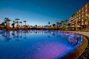 Piscina e praia
