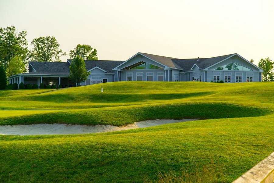 Champions Pointe Golf Club image