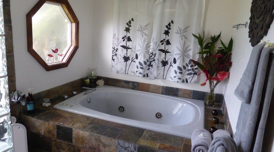 Tub