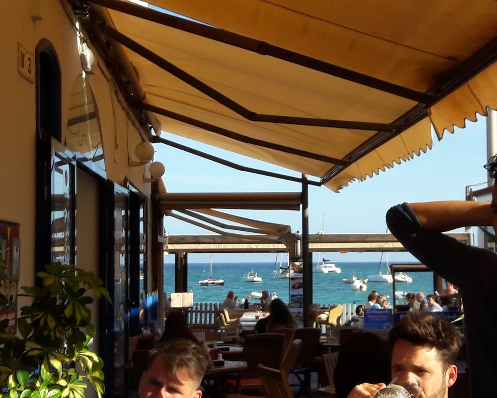 THE 10 BEST Corralejo Bars & Clubs - Tripadvisor