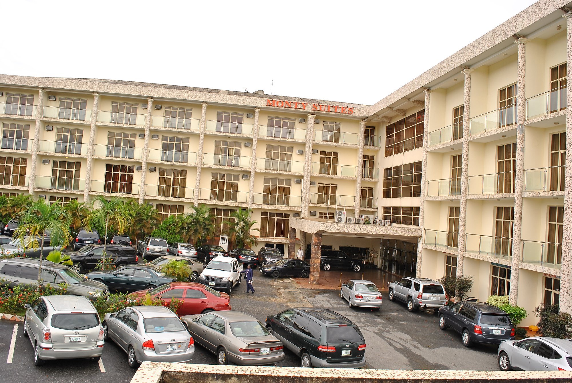 Monty Suites Calabar image