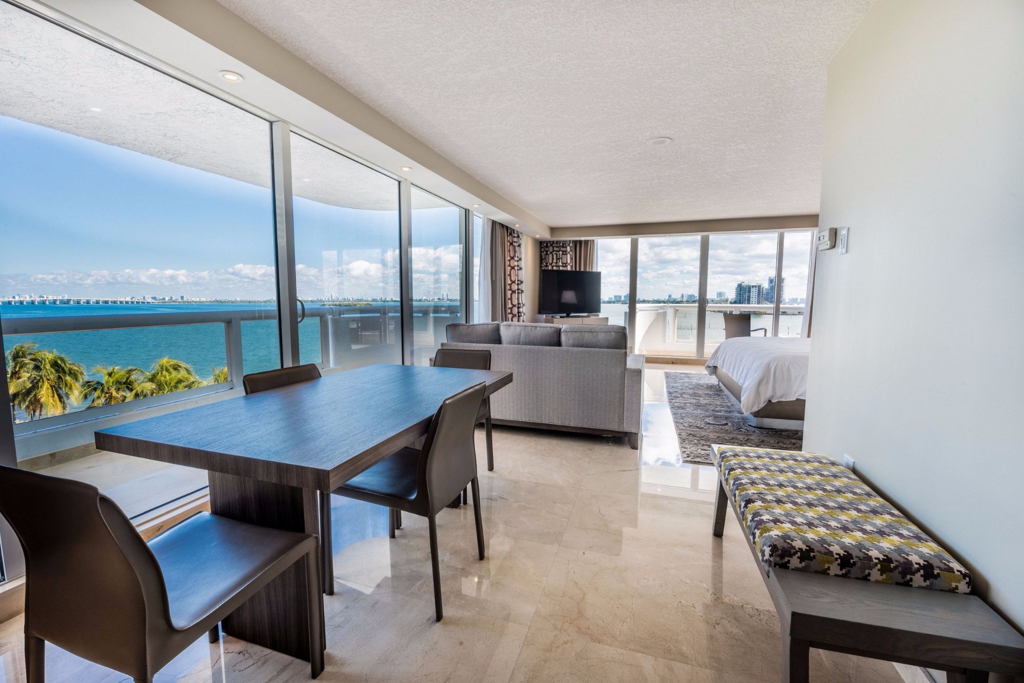 DoubleTree By Hilton Grand Hotel Biscayne Bay Rooms Pictures Reviews   Doubletree By Hilton 