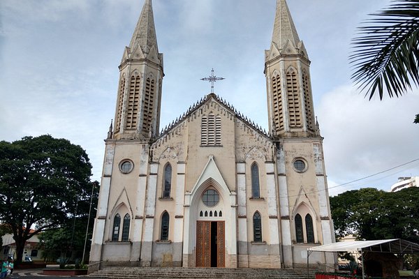 A LXM Rinópolis trás até você a melhor solução com as melhores condições do  mercado. Na Festa do Peão de Rinópolis estam… em 2023