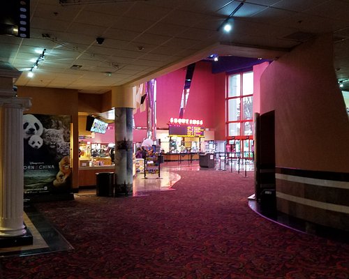 AMC Fashion Valley 18 - Movie Theater