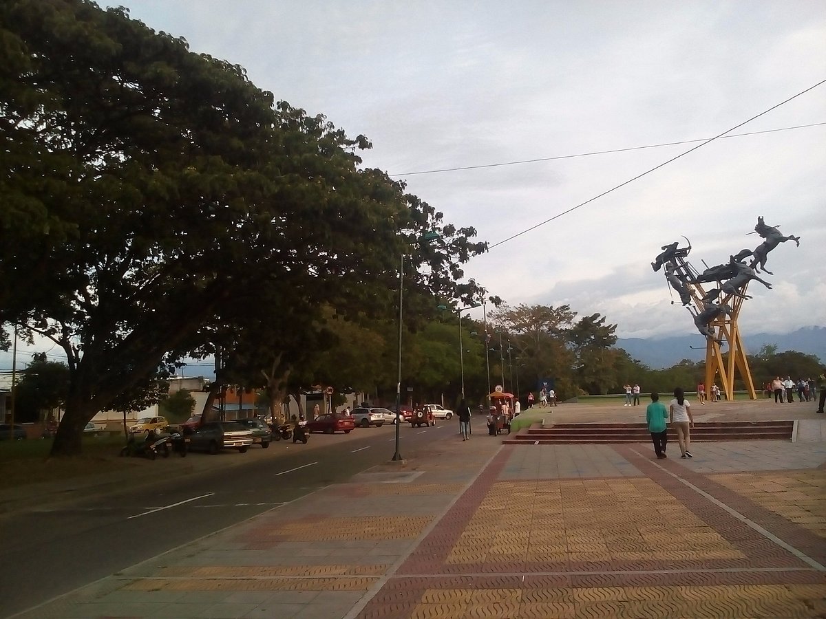 FIUME MALECÓN MADDALENA, FIUME YUMA NEIVA HUILA COLOMBIA