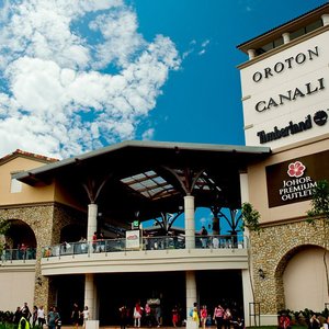 Johor Premium Outlet - 11 mins away