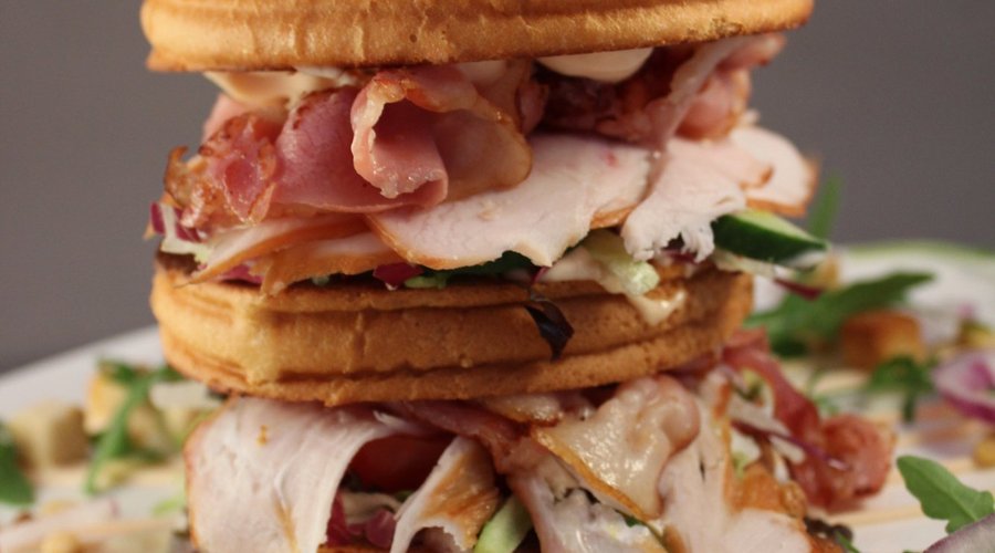 Onze Clubsandwich kip