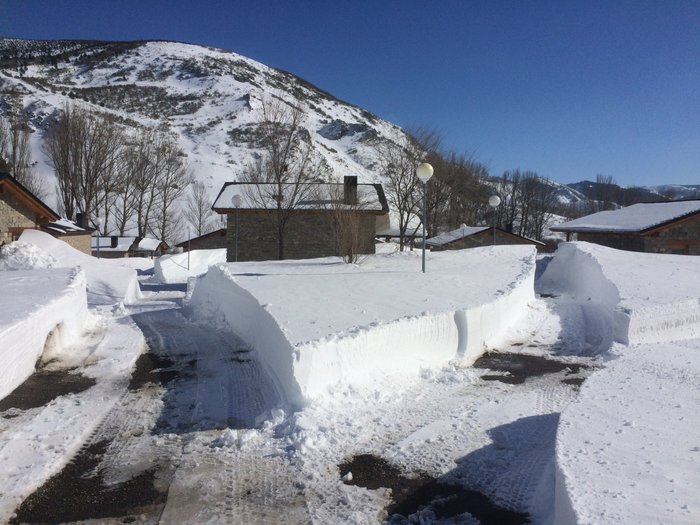 CASAS DE MONTAÑA ALTO CURUEÑO (Lugueros): opiniones y precios