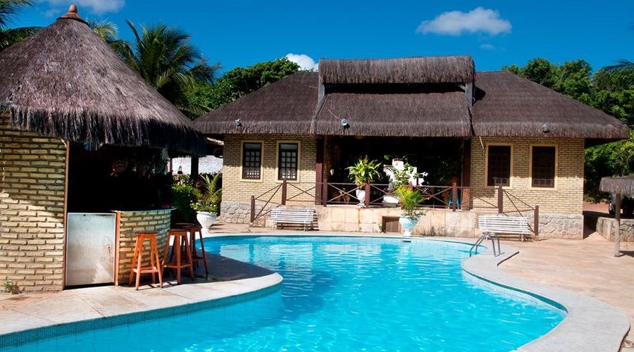 Piscina e Bar