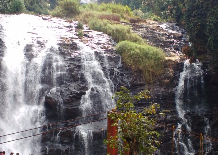Abbey fall : The falls was earlier called Jessi falls named after a British officer's wife. Howe