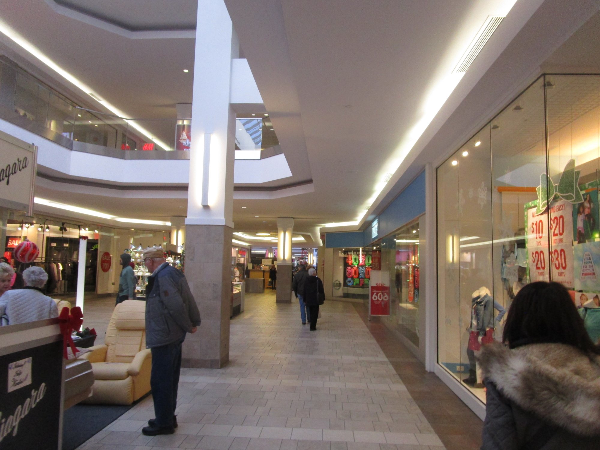 Shoe stores in 2025 cataraqui mall