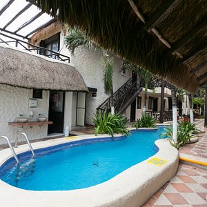 The Pool at the Hotel Mimi del Mar