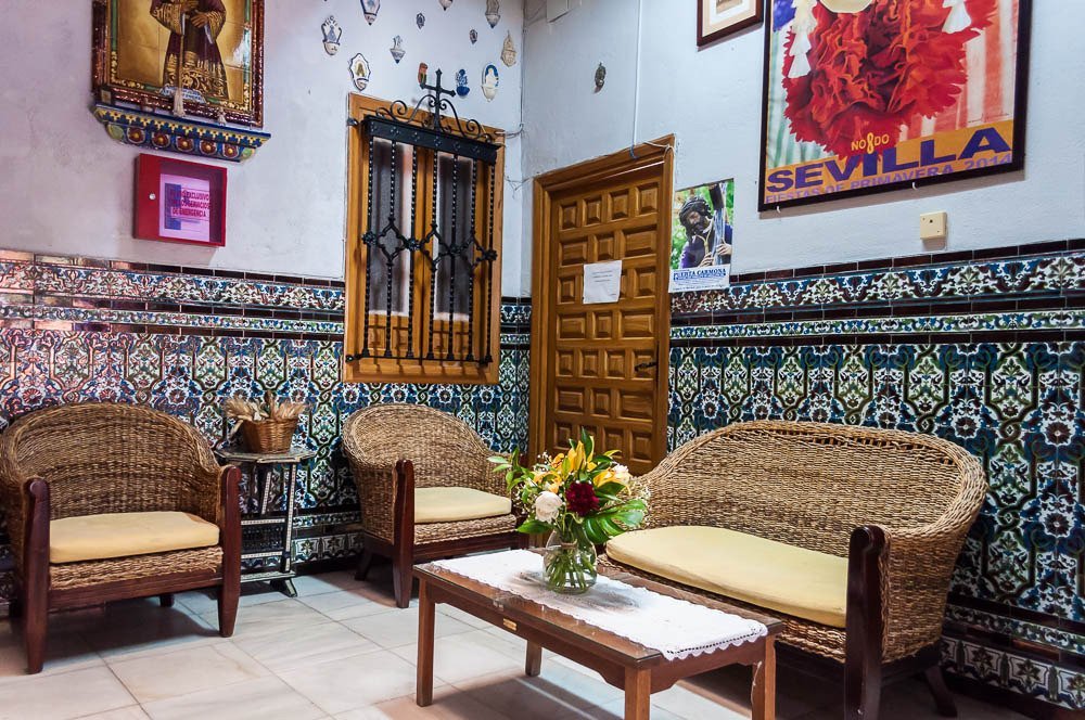 HOSTAL CATEDRAL - Opiniones, Comparación De Precios - Sevilla