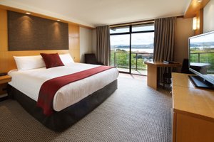Room & Suite
