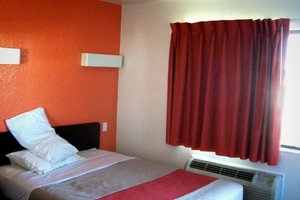 Room & Suite
