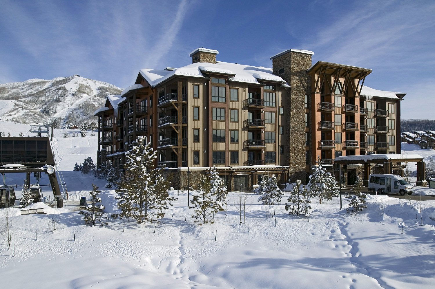 TRAILHEAD LODGE Updated 2022 Reviews Steamboat Springs   Trailhead S Exterior 