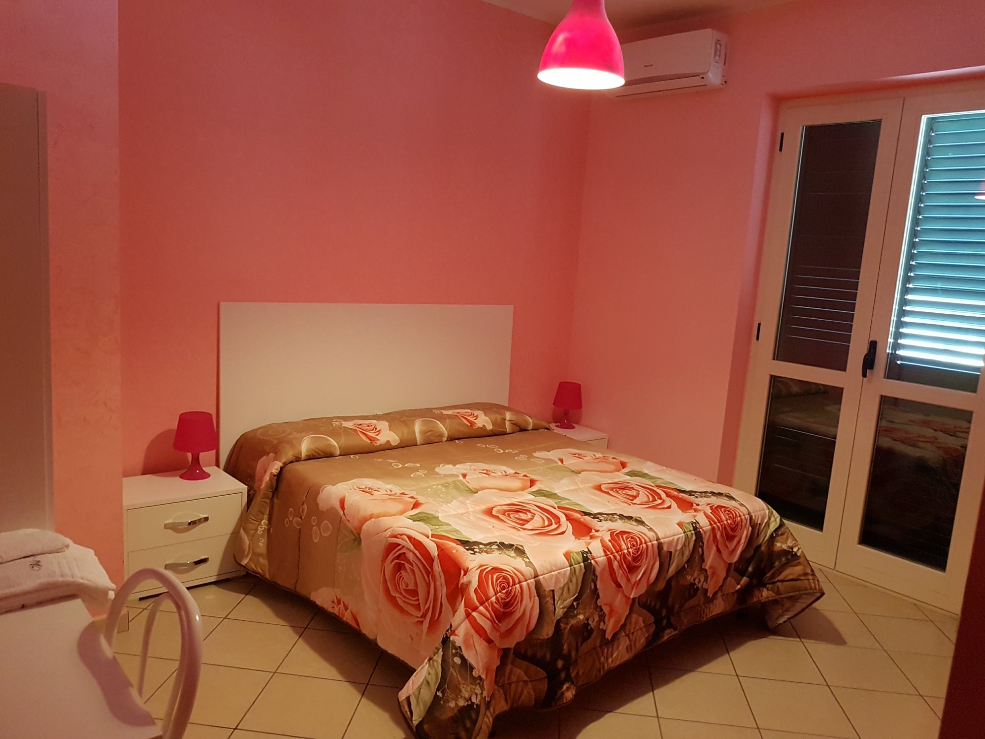 BED & BREAKFAST CIMITILE-NOLA (Italia): Opiniones Y Precios