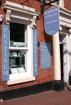 Platinum jewellery shop near on sale me