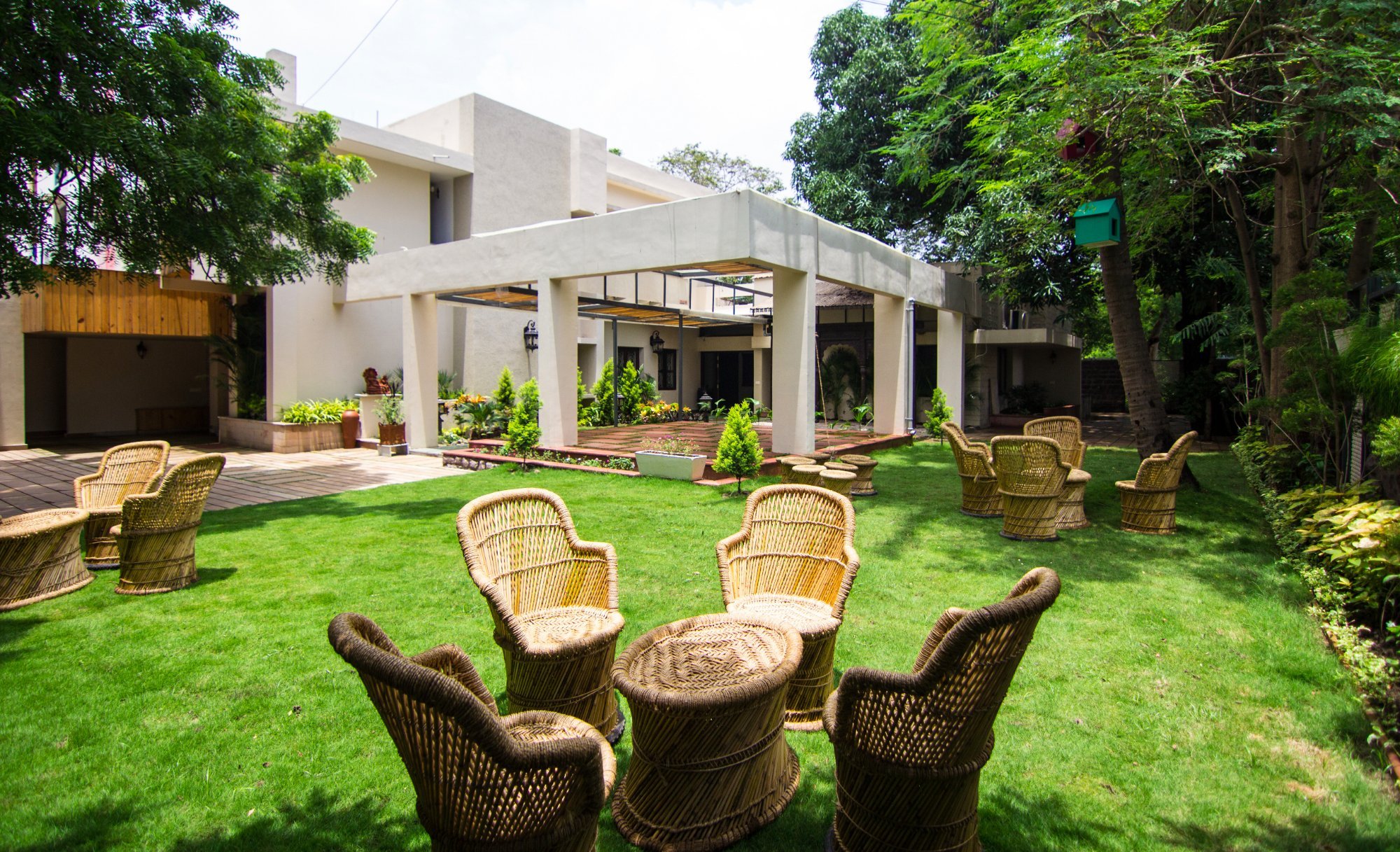 The Ten Suites by null