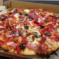 Nice thick base with plenty of toppings.