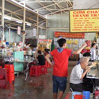 Khu ẩm thực cạnh ngay vp ban Quản Lý chợ Xã Tây, 46 đường Phù Đổng Thiên Vương, Q. 5