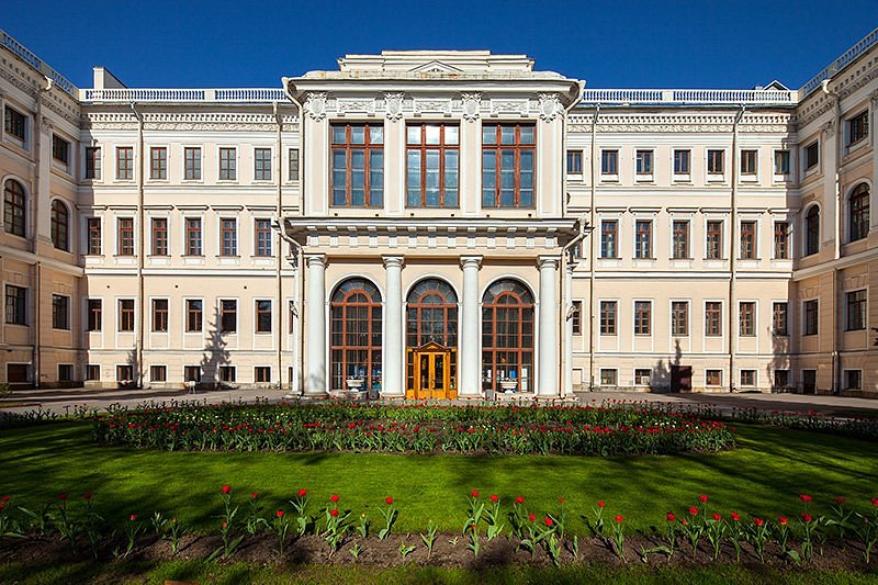 Дворец творчества юных спб. Аничков дворец. Дворец пионеров Санкт-Петербург. Дворец пионеров Аничков дворец. ГДТЮ СПБ Аничков дворец.