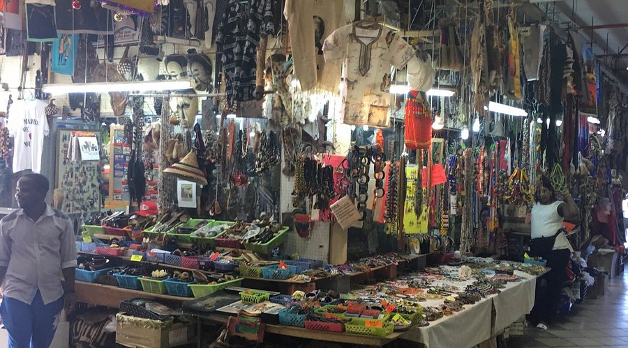 التسوق في السوق الفيكتوري