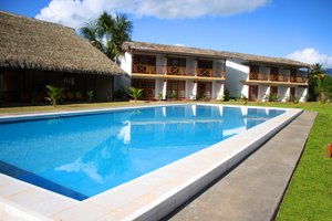 Piscina y playa