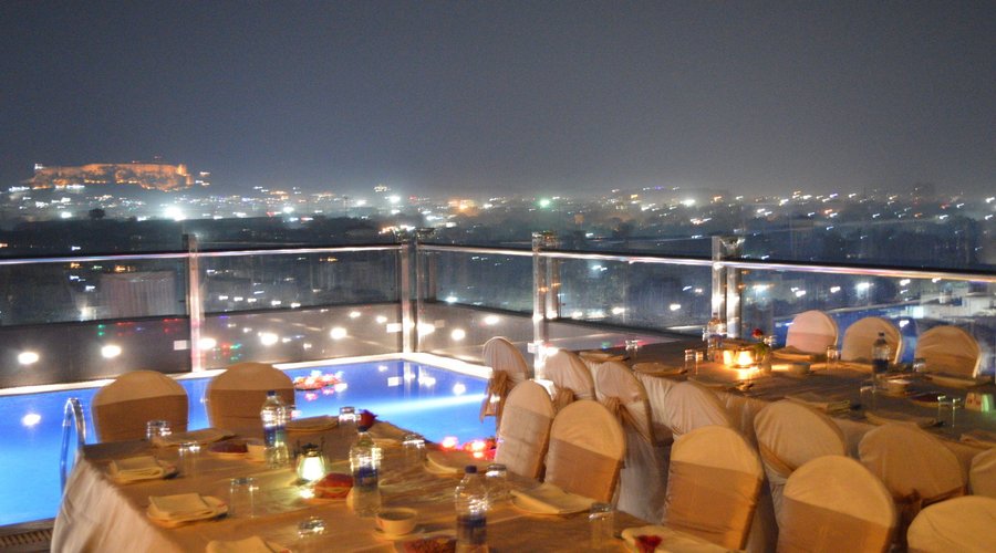 Roof top Table Set up