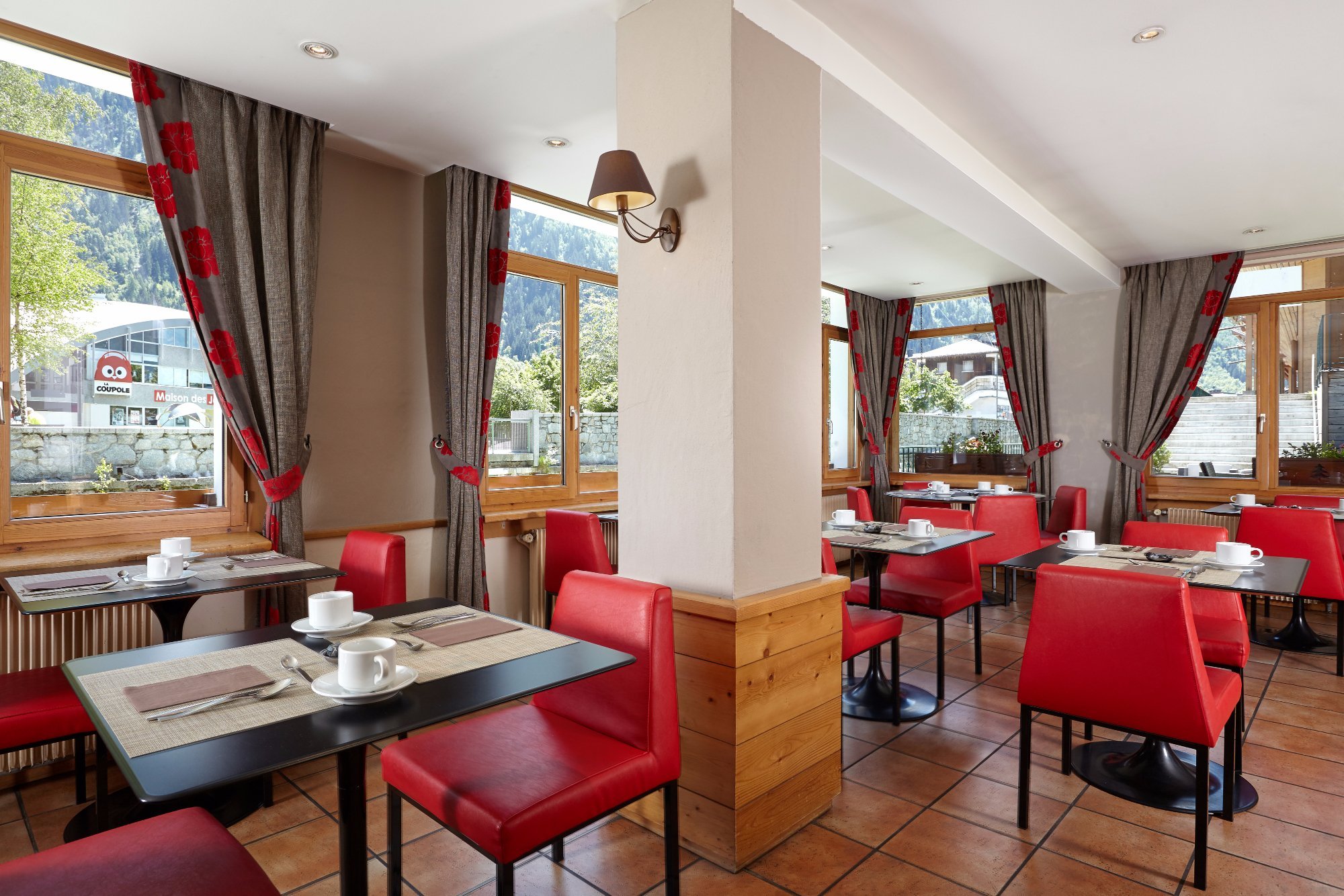 Hôtel de L'Arve by HappyCulture by null