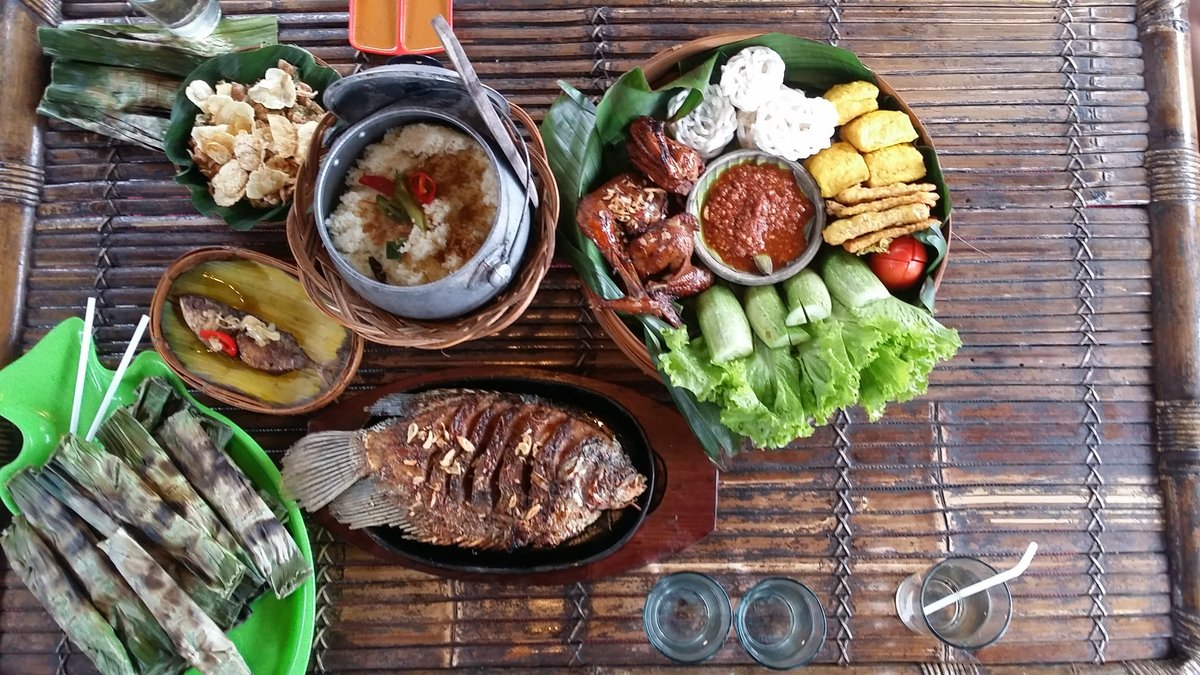 SAUNG GAWIR (Бандунг) - отзывы и фото - Tripadvisor