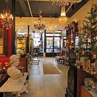 A Touch of the Past Antiques