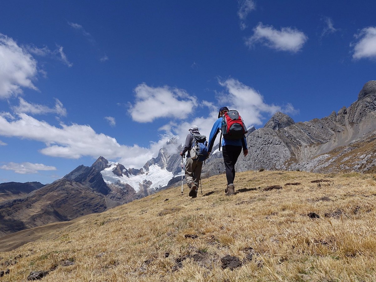 treks in huaraz