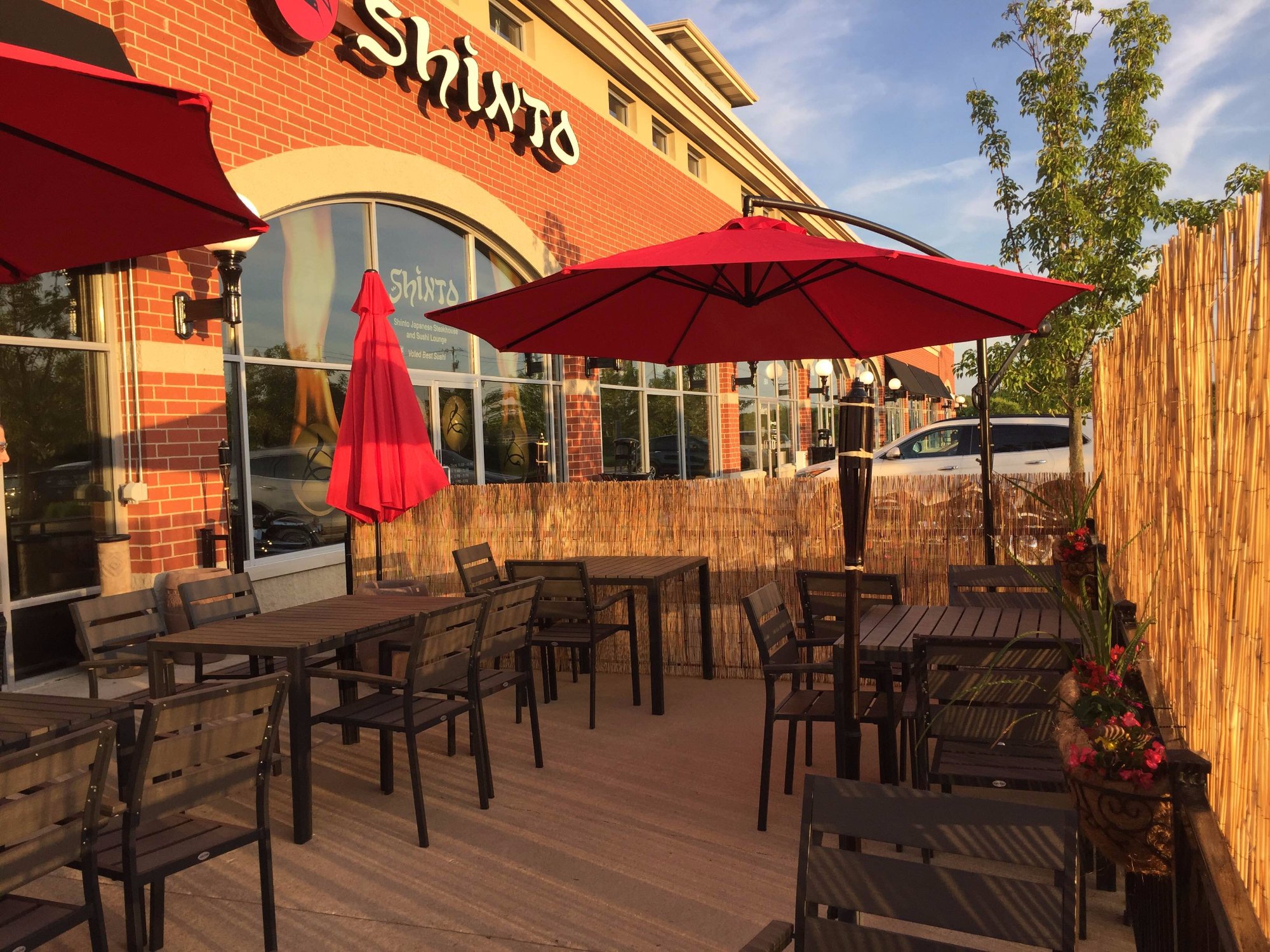 Asian outdoor outlet dining near me