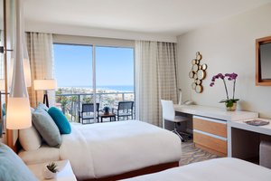 Room & Suite