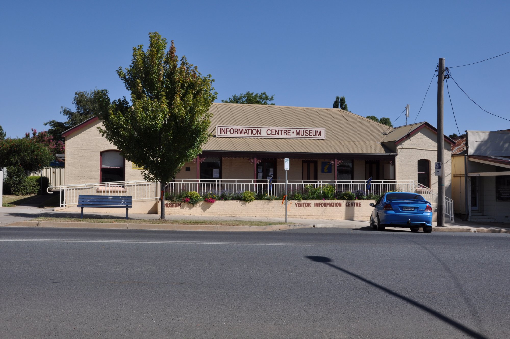 TUMBARUMBA VISITOR INFORMATION CENTRE - All You Need To Know BEFORE You Go