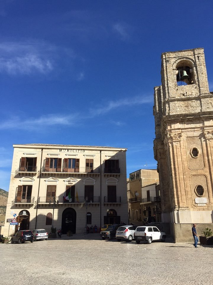 Scenic view of Piazza Umberto I in Palazzo Adriano, Sicily, showing the square and the Cinema Paradiso Museum.