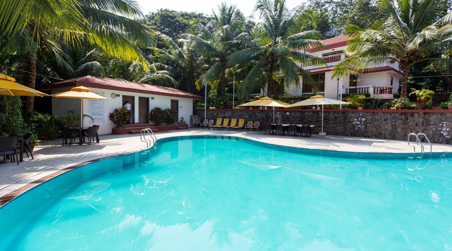 The Pool at the Golden Toff Resort