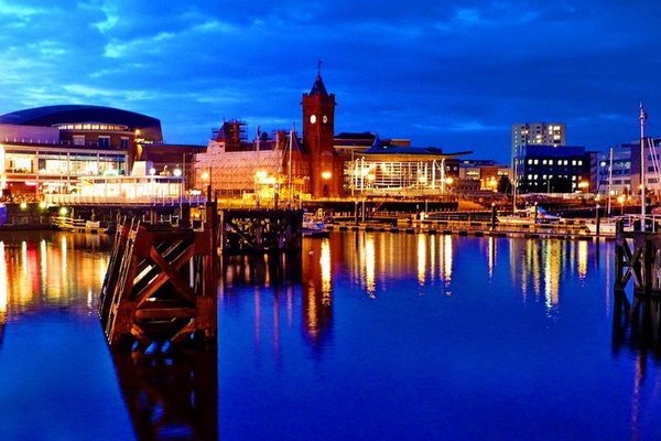 THE 10 CLOSEST Hotels to Fun HQ, Cardiff