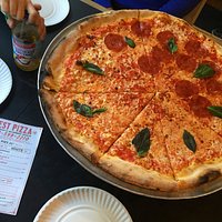 Delicious pizza, not sure it's 20' though