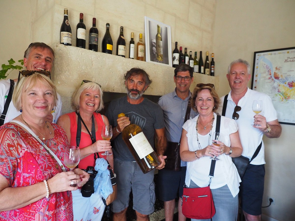 bordeaux sip wine tours