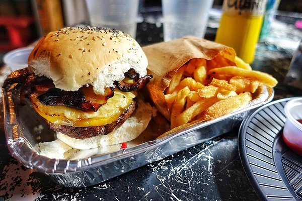 THE BEST 10 Burgers near VILLA PUEYRREDON, BUENOS AIRES, ARGENTINA - Last  Updated November 2023 - Yelp