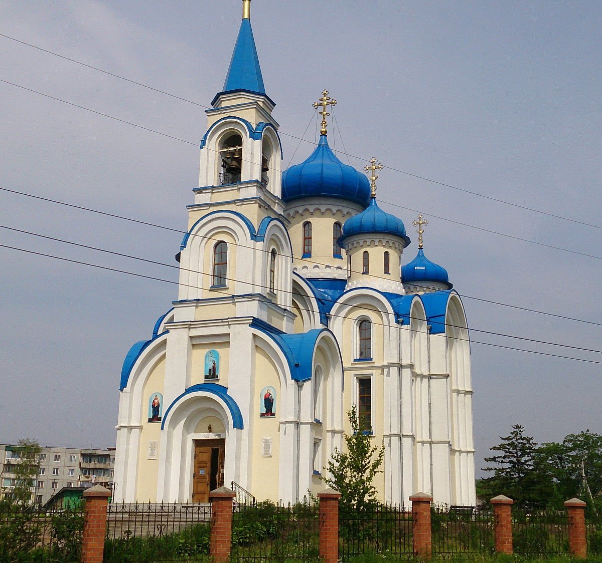 Храмы приморского края. Храм Арсеньев Приморский край. Арсеньев храм Благовещенья Пресвятой Богородицы. Город Арсеньев достопримечательности. Благовещенский собор Арсеньев.