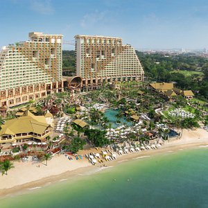 Centara Grand Mirage Beach Resort Pattaya, hotel in Pattaya