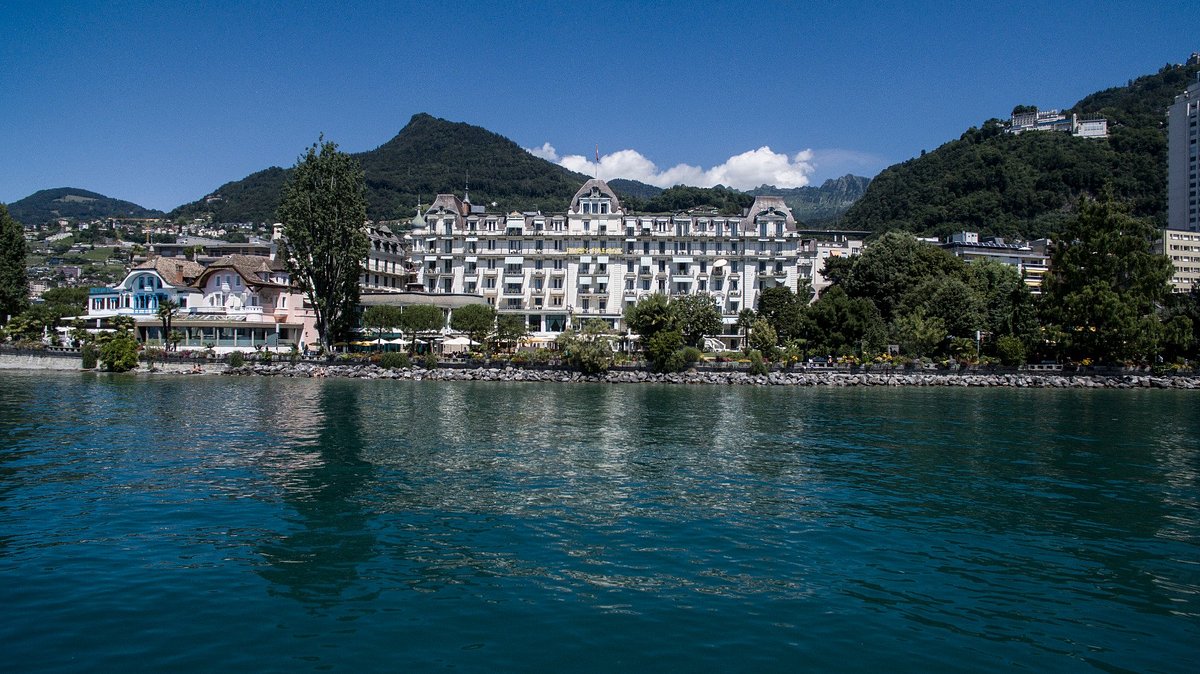 Eden Palace Au Lac, hôtel à Montreux