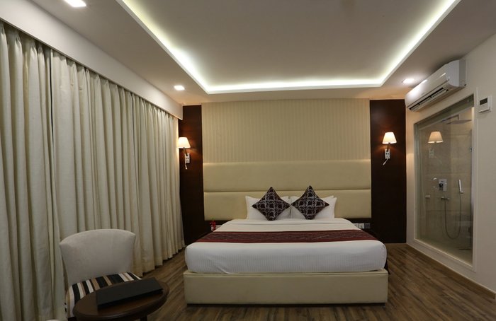 Clarks Inn Suites Gwalior Parking: Pictures & Reviews - Tripadvisor