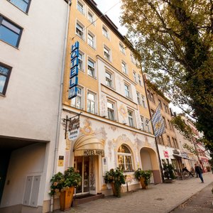 The Hahn Hotel