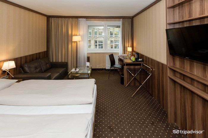 Living Hotel Berlin Mitte Rooms: Pictures & Reviews - Tripadvisor