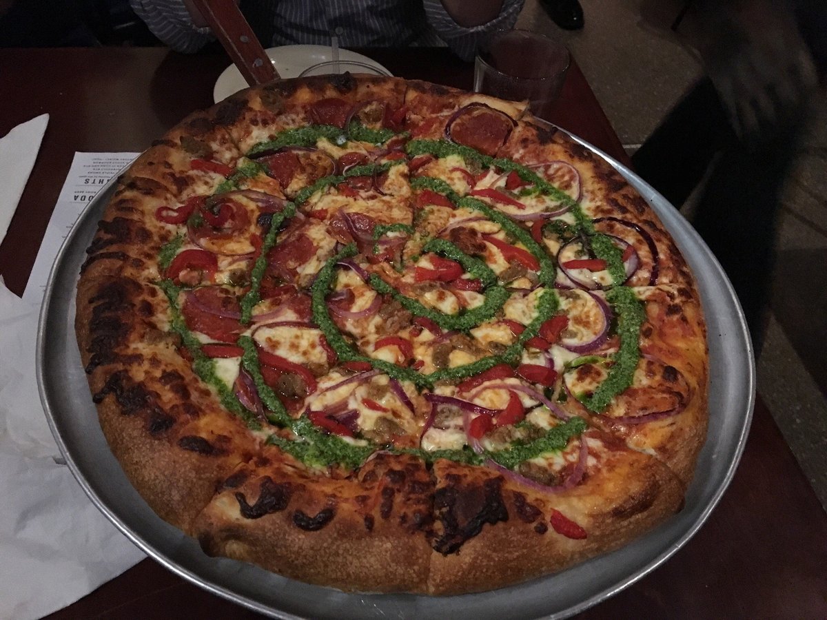 Ozone Pizza Pub, Пенсакола - фото ресторана - Tripadvisor