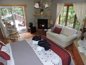 Room & Suite